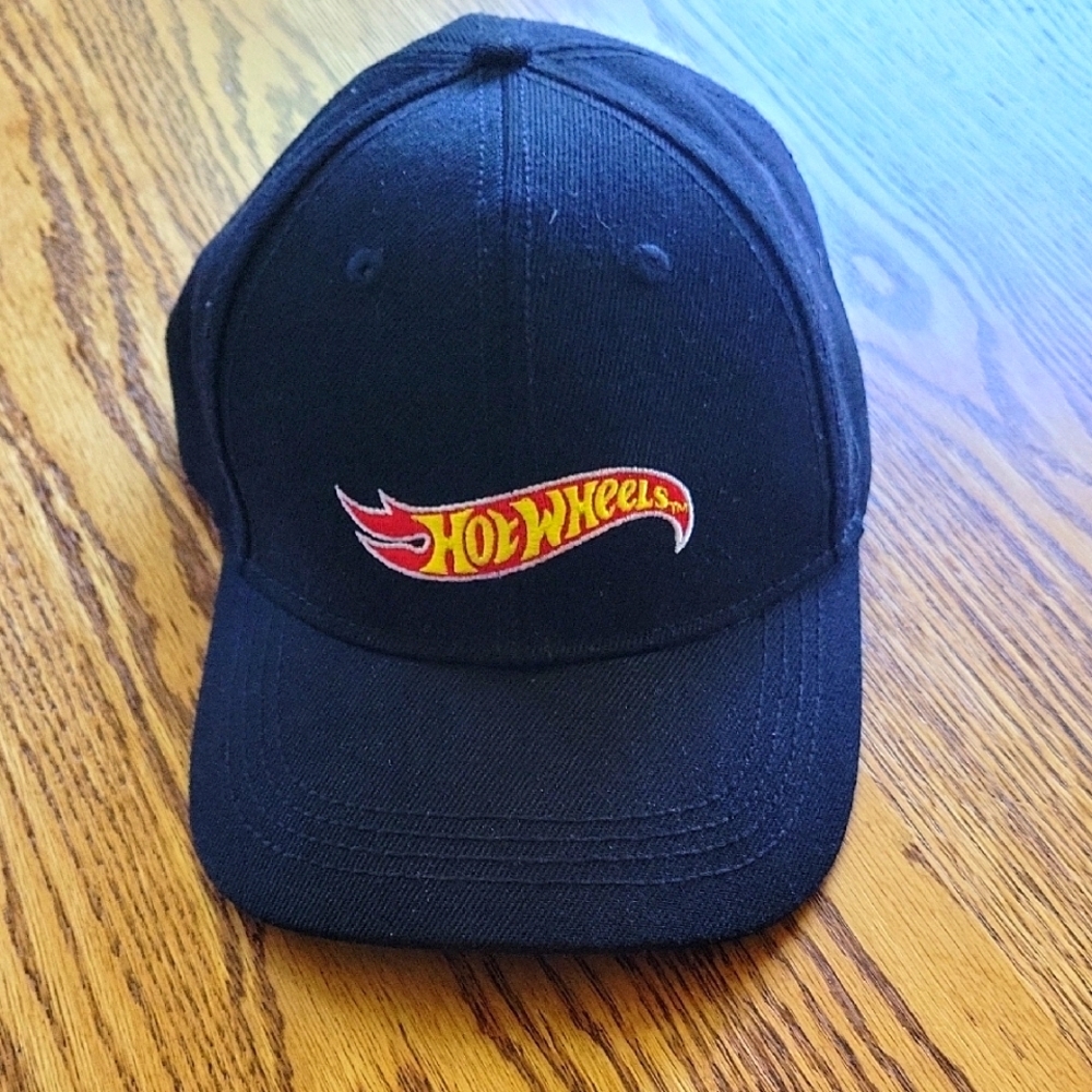 Hot Wheels Black Hat